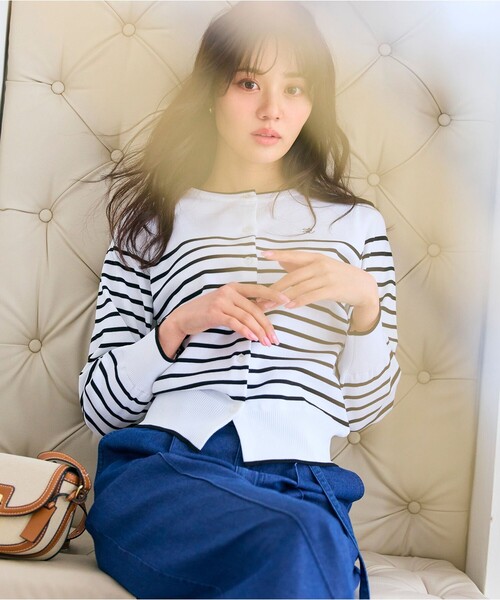 Feroux(フェルゥ)の「ロゴ刺繍ニット カーディガン(カーディガン/ボレロ・レディース・ホワイト系1/パイングリーン系/ピンク系・F)」の18枚目の写真