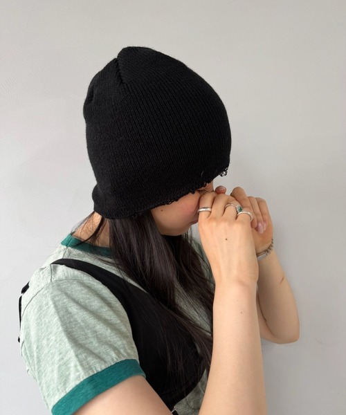 SANSeLF(サンセルフ)の「【SANSeLF】 ダメージニットビーニー ロールヘム sana25a001(ニットキャップ/ビーニー・レディース・グレー/カーキ/ブラック・FREE)」の1枚目の写真