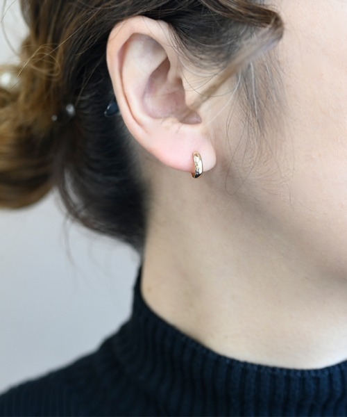 sowi(ソーイ)の「K10 ムーンピアス 3×10(ピアス(両耳用)・レディース・ゴールド・フリ-)」の6枚目の写真