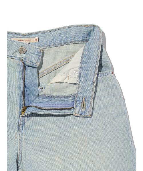 Levi's(リーバイス)の「Levi's/リーバイス HIGH BAGGY ショートジーンズ ライトインディゴ(デニムパンツ・レディース・ライトインディゴブルー・25inch/24inch/28inch/23inch/27inch/26inch)」の8枚目の写真