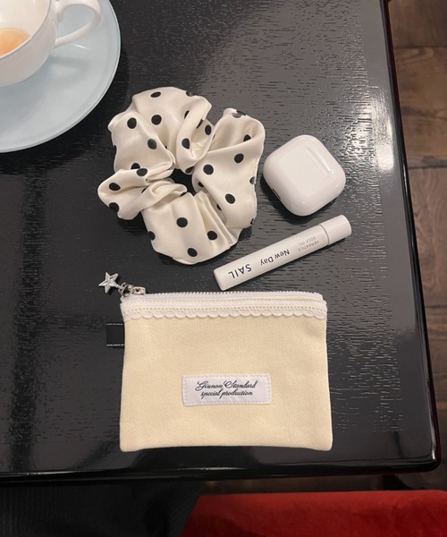 GIUNON（ジウノン）の「star zip mini pouch / スタージップミニポーチ（ポーチ・レディース・グレー/イエロー/レオパード/ブルー・FREE）」の15枚目の写真