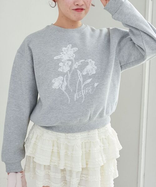 MAJESTIC LEGON(マジェスティックレゴン)の「フラワー刺繍裏起毛スウェット(スウェット・レディース・アイボリー/ピンク/グレー・MEDIUM)」の21枚目の写真