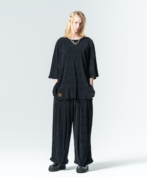 glamb(グラム)の「Glamour Crepe T-Shirt / グラマークレープTシャツ(Tシャツ/カットソー・メンズ・ホワイト/ブラック/ブルー・S/M/L)」の8枚目の写真