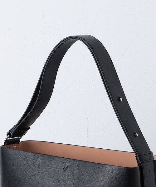 ＆MyuQ（アンドミューク）の「＜＆MyuQ＞JUNO トートバッグ（トートバッグ・レディース・ブラック/ワインレッド・FREE）」の7枚目の写真