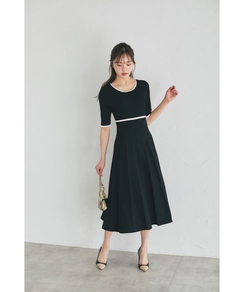 tocco closet(トッコ クローゼット)の「プチリボン付き配色ニットプリーツワンピース(ワンピース・レディース・ベージュ/オフホワイト/ブラック・M)」の12枚目の写真