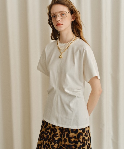 yae(ヤエ)の「Waist tuck T-shirt/ウエストタックTシャツ(Tシャツ/カットソー・レディース・ホワイト/ブラック・FREE)」の14枚目の写真