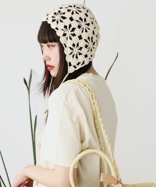 ROOPTOKYO（ループトウキョウ）の「クロシェ編み バブーシュカ（キャップ・レディース・キャメル/ブラック/アイボリー・FREE）」の6枚目の写真