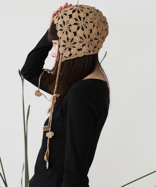 ROOPTOKYO（ループトウキョウ）の「クロシェ編み バブーシュカ（キャップ・レディース・キャメル/ブラック/アイボリー・FREE）」の12枚目の写真