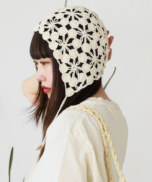 ROOPTOKYO（ループトウキョウ）の「クロシェ編み バブーシュカ（キャップ・レディース・キャメル/ブラック/アイボリー・FREE）」の18枚目の写真