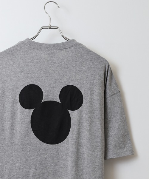 MICKEY MOUSE（ミッキーマウス）の「MICKEY MOUSE ミッキーマウス オーバーＴシャツ unisex（Tシャツ/カットソー・メンズ・ダークグリーン/ブラック/オレンジ/チャコール/オフホワイト/杢グレー・XL/M/L）」の4枚目の写真