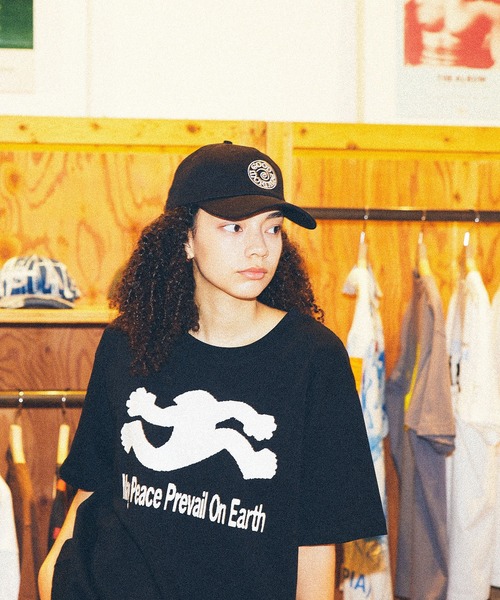 GOOD MORNING TAPES（グッドモーニングテープ）の「【Good Morning Tapes/グッドモーニングテープス】 MAY PEACE PREVAIL ON EARTH SS TEE（Tシャツ/カットソー・メンズ・ブラック・L/M）」の5枚目の写真