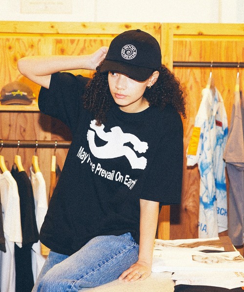 GOOD MORNING TAPES（グッドモーニングテープ）の「【Good Morning Tapes/グッドモーニングテープス】 MAY PEACE PREVAIL ON EARTH SS TEE（Tシャツ/カットソー・メンズ・ブラック・L/M）」の9枚目の写真