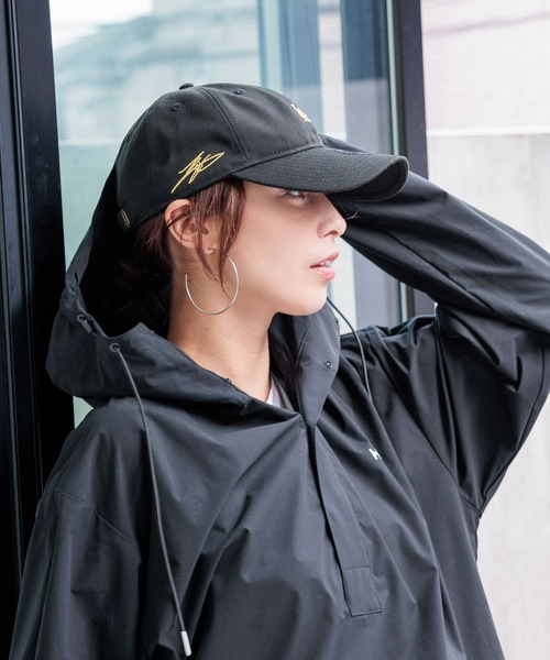 MEOVV エラ 1stEP ポップアップ限定 キャップ トレカ B MEOVV 1stEP ポップアップ 限定 キャップ 帽子 - メルカリ