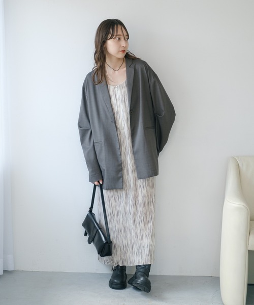 Kastane(カスタネ)の「【低身長サイズ/2サイズ展開/前後2WAY】プリーツキャミワンピース(ワンピース・レディース・ブラック/アイボリー・1/0)」の8枚目の写真