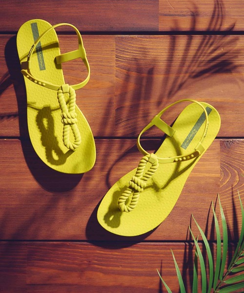 IPANEMA(イパネマ)の「Ipanema / “CLASS INFINITY SANDAL” サンダル(サンダル・レディース・グリーン系/ベージュ/ブラック・38/35/36/37/34)」の1枚目の写真