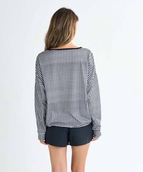 ROXY(ロキシー)の「STORY OF MY LIFE /ロキシードローコード付き長袖プルオーバーラッシュガード(水着)(ラッシュガード・レディース・ホワイト/ブラック/ベージュ/グリーン/ブラック系その他・SMALL/MEDIUM/LARGE)」の14枚目の写真