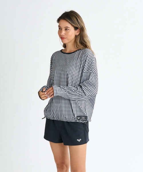 ROXY(ロキシー)の「STORY OF MY LIFE /ロキシードローコード付き長袖プルオーバーラッシュガード(水着)(ラッシュガード・レディース・ホワイト/ブラック/ベージュ/グリーン/ブラック系その他・SMALL/MEDIUM/LARGE)」の15枚目の写真