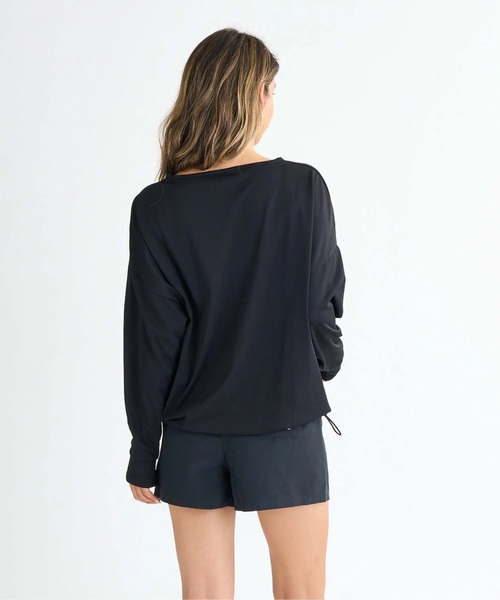 ROXY(ロキシー)の「STORY OF MY LIFE /ロキシードローコード付き長袖プルオーバーラッシュガード(水着)(ラッシュガード・レディース・ホワイト/ブラック/ベージュ/グリーン/ブラック系その他・SMALL/MEDIUM/LARGE)」の10枚目の写真