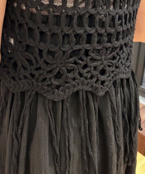 GALLEST（ギャレスト）の「【ZOZO限定】クロシェ編みフリンジベスト/ニットビスチェ（ベスト・レディース・オフホワイト/ブラック・38）」の5枚目の写真