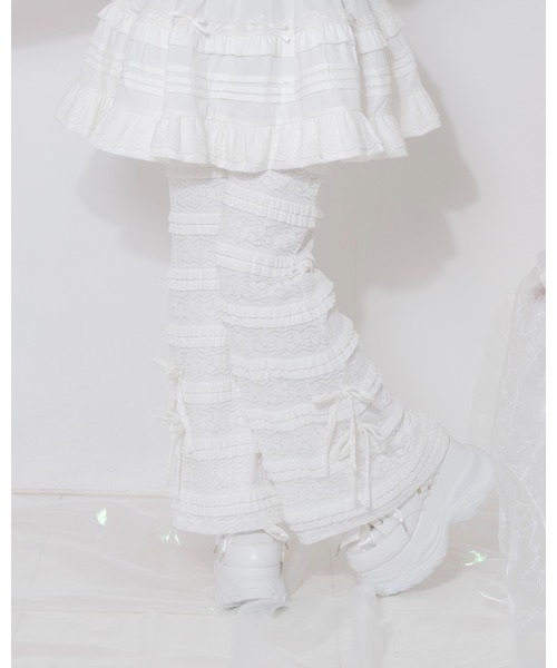 Honey Cinnamon（ハニーシナモン）の「総レースフレアパンツ（その他パンツ・レディース・ブラック/ホワイト・FREE）」の2枚目の写真