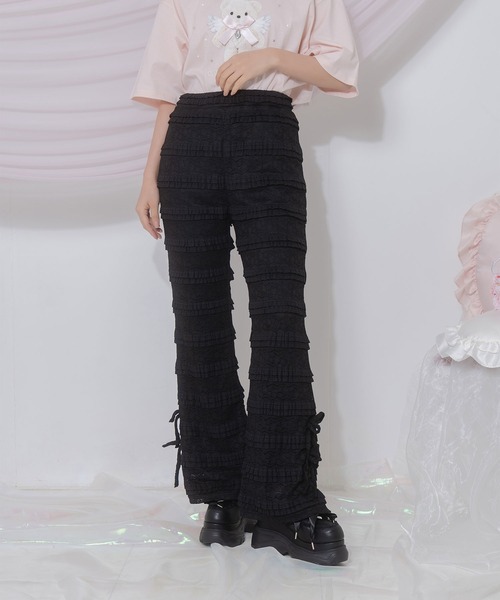 Honey Cinnamon（ハニーシナモン）の「総レースフレアパンツ（その他パンツ・レディース・ブラック/ホワイト・FREE）」の4枚目の写真