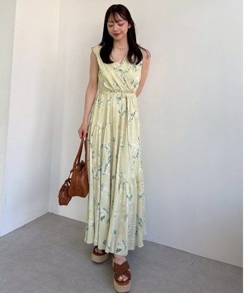 フラワープリントカシュクールワンピース／接触冷感（ワンピース