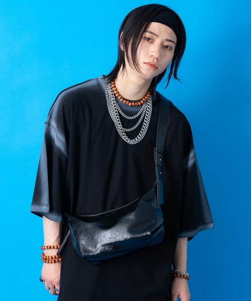 an meets zakka（アンミツザッカ）の「an meets zakka 合成皮革クロワッサンショルダーバッグ（ショルダーバッグ・レディース・ブラウン/ブラック/アイボリー・ONESIZE）」の10枚目の写真