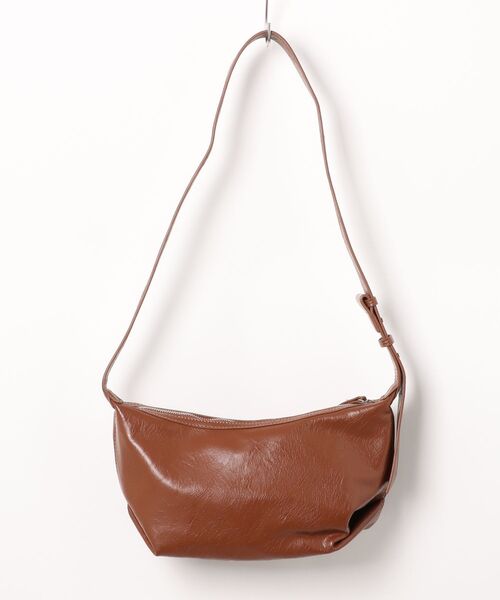an meets zakka（アンミツザッカ）の「an meets zakka 合成皮革クロワッサンショルダーバッグ（ショルダーバッグ・レディース・ブラウン/ブラック/アイボリー・ONESIZE）」の15枚目の写真