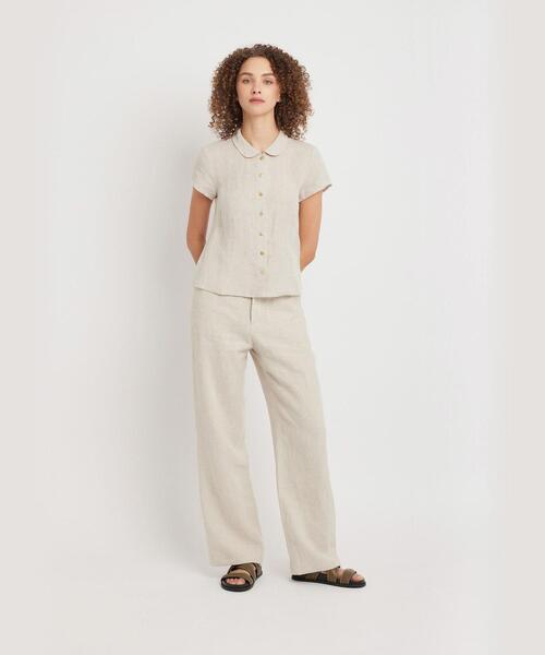 agnes b.（アニエスベー）の「リネン 丸襟 半袖 ブラウス ”Adele”（シャツ/ブラウス・レディース・ベージュ・38/36）」の5枚目の写真