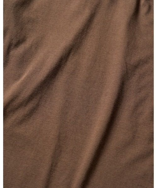 wjk（ダヴルジェイケイ）の「twist high neck L/S（Tシャツ/カットソー・メンズ・ダークグレー/レッド/ブラウン/ブラック・MEDIUM/SMALL/X-LARGE/LARGE）」の21枚目の写真