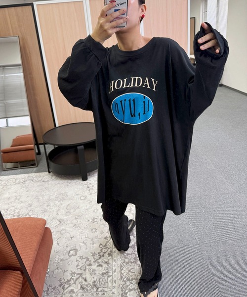 hyu,il(ヒュイル)の「Lightweight Logo Long Sleeve T-shirt(Tシャツ/カットソー・レディース・ブラック/ホワイト/ホワイト系その他・FREE)」の7枚目の写真
