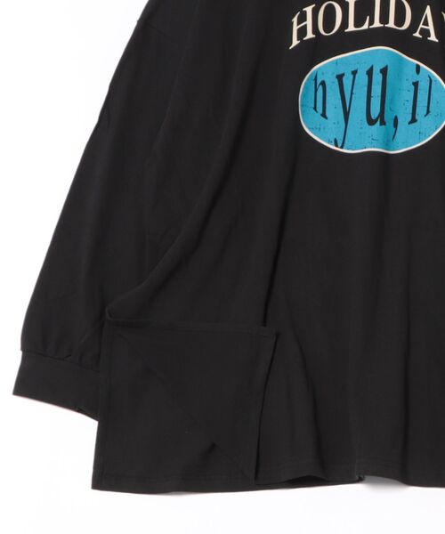 hyu,il(ヒュイル)の「Lightweight Logo Long Sleeve T-shirt(Tシャツ/カットソー・レディース・ブラック/ホワイト/ホワイト系その他・FREE)」の12枚目の写真