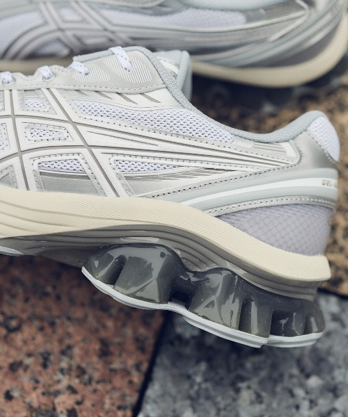 ASICS（アシックス）の「GEL-KINETIC FLUENT　1203A591.101（スニーカー・メンズ・グレー・5/5h/6/6h/7h/8/8h/9/9h/10/11/11h/13）」の5枚目の写真