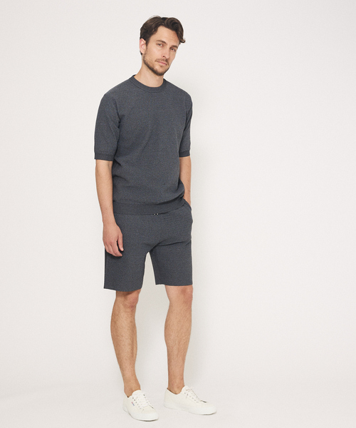 DESIGNWORKS（デザインワークス）の「【セットアップ対応】ヘリンボーン サマーニット Tシャツ（ニット/セーター・メンズ・ライトグレー/グレイッシュベージュ/チャコールグレー・48/50/46）」の4枚目の写真