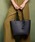 CHARLES & KEITH�i�`���[���Y & �L�[�X�j�́uBeryl �x���� �g�[�g�o�b�O�i�g�[�g�o�b�O�j�v�b�X�~�N��