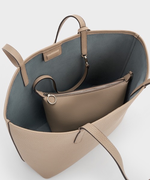 CHARLES & KEITH(チャールズ & キース)の「Beryl ベリル トートバッグ(トートバッグ・レディース・スミクロ/ライトベージュ/ワインレッド・L)」の17枚目の写真