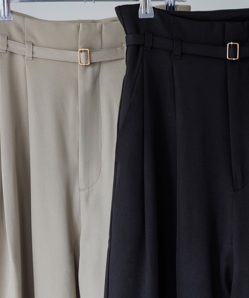 SENEE（セニー）の「belt set slacks（ベルトセットスラックス）（スラックス・レディース・ベージュ/ブラック・MEDIUM/SMALL）」の18枚目の写真