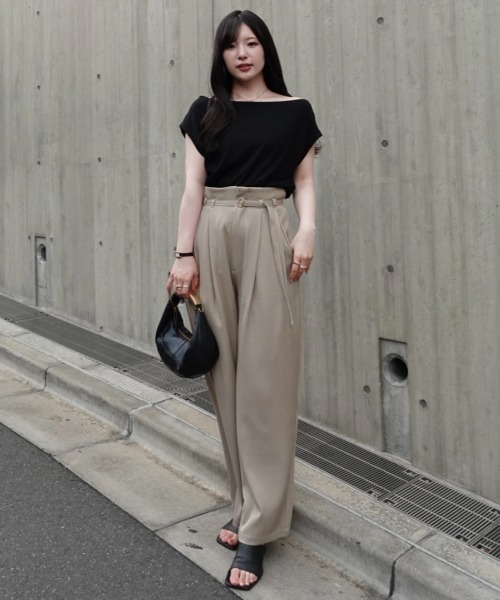 SENEE（セニー）の「belt set slacks（ベルトセットスラックス）（スラックス・レディース・ベージュ/ブラック・MEDIUM/SMALL）」の6枚目の写真