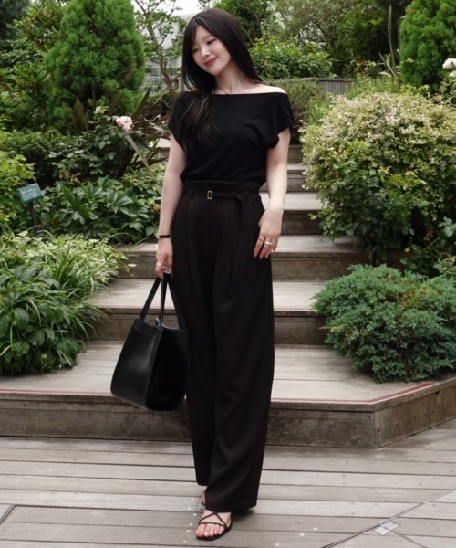 SENEE（セニー）の「belt set slacks（ベルトセットスラックス）（スラックス・レディース・ベージュ/ブラック・MEDIUM/SMALL）」の22枚目の写真