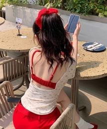 カップ付きバック開き小花柄トップス