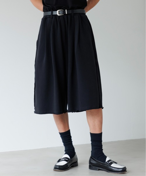 SINSS(シンス)の「Two tuck sweat shorts / 2タックスウェットショーツ(スウェットパンツ・メンズ・ブラウン系その他/ブラック/ライトグレー/ブラック系その他・MEDIUM/SMALL/LARGE)」の19枚目の写真