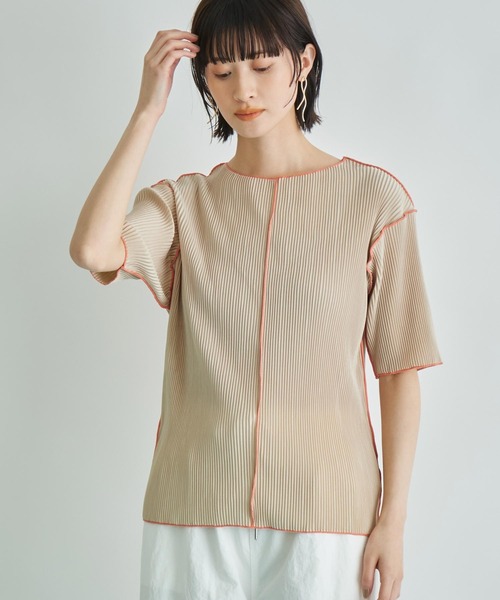 Settimissimo（セッティミッシモ）の「プリーツ 配色 メロー ハーフ スリーブ プルオーバー（Tシャツ/カットソー・レディース・ブラック/グレー/ベージュ・FREE）」の3枚目の写真