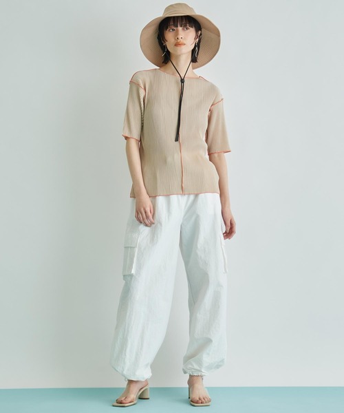 Settimissimo（セッティミッシモ）の「プリーツ 配色 メロー ハーフ スリーブ プルオーバー（Tシャツ/カットソー・レディース・ブラック/グレー/ベージュ・FREE）」の8枚目の写真