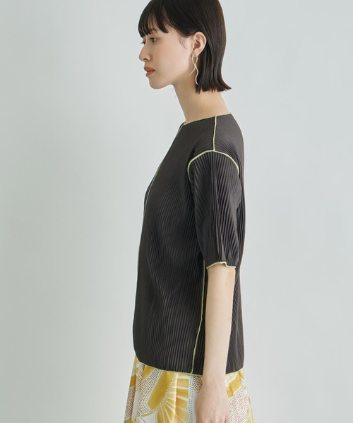 Settimissimo（セッティミッシモ）の「プリーツ 配色 メロー ハーフ スリーブ プルオーバー（Tシャツ/カットソー・レディース・ブラック/グレー/ベージュ・FREE）」の9枚目の写真