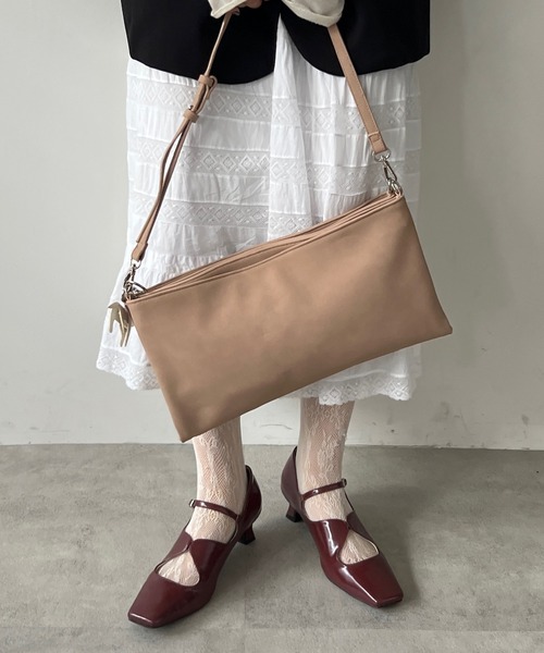 POMUM&ARTS スクエアトゥ メリージェーンパンプス square toe maryjane