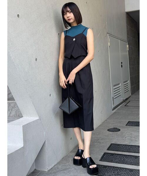 MURUA(ムルーア)の「セパレートライクジャンパースカート(ワンピース・レディース・ブラック/グレー・1/2)」の10枚目の写真