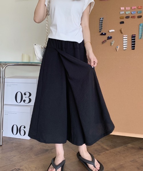 Per sist ence(パーシエンス)の「スカート見えワイドパンツ(その他パンツ・レディース・ベージュ/ブラック/アイボリー・LARGE/MEDIUM)」の1枚目の写真