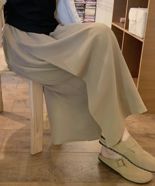 Per sist ence(パーシエンス)の「スカート見えワイドパンツ(その他パンツ・レディース・ベージュ/ブラック/アイボリー・LARGE/MEDIUM)」の19枚目の写真