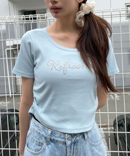 FOREVER 21（フォーエバー トゥエンティーワン）の「【2025SS】スタッズロゴＴシャツ（Tシャツ/カットソー・レディース・ホワイト/ブルー/ブラック・FREE）」の3枚目の写真