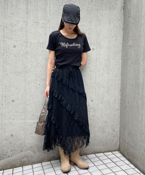 FOREVER 21（フォーエバー トゥエンティーワン）の「【2025SS】スタッズロゴＴシャツ（Tシャツ/カットソー・レディース・ホワイト/ブルー/ブラック・FREE）」の9枚目の写真